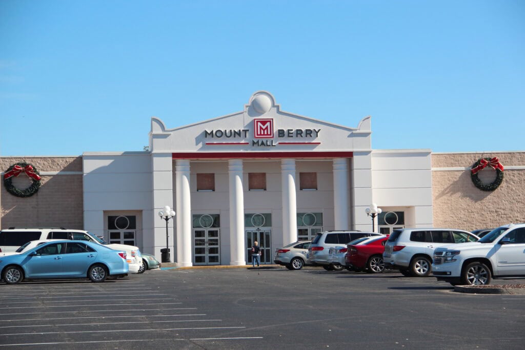 Mount Berry Mall in Rome, GA, is Still Standing - But Can It Hold? 10 Mount Berry Mall in Rome, GA