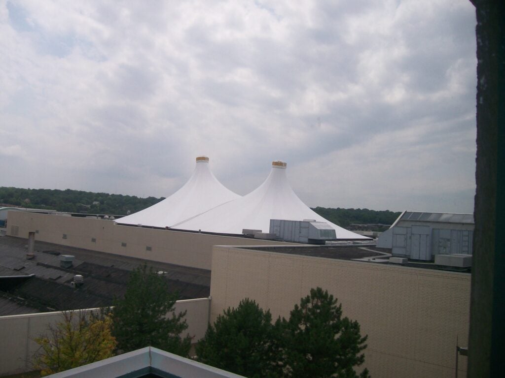 Crossroads Mall in Omaha, NE: From 1960 Opening to $900M Rebuild 5 Crossroads Mall Omaha