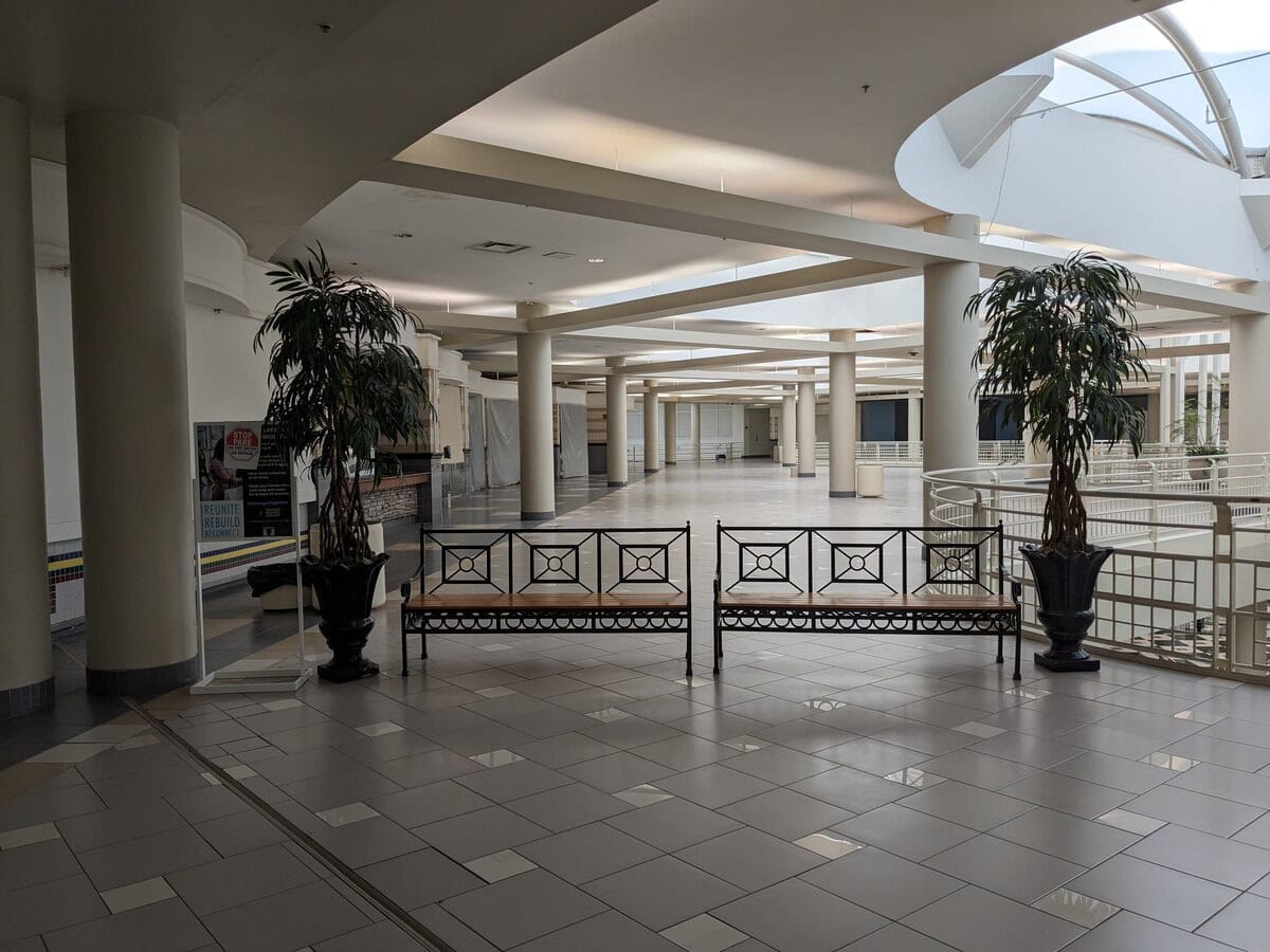 Orlando Fashion Square