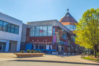 Oxmoor Center