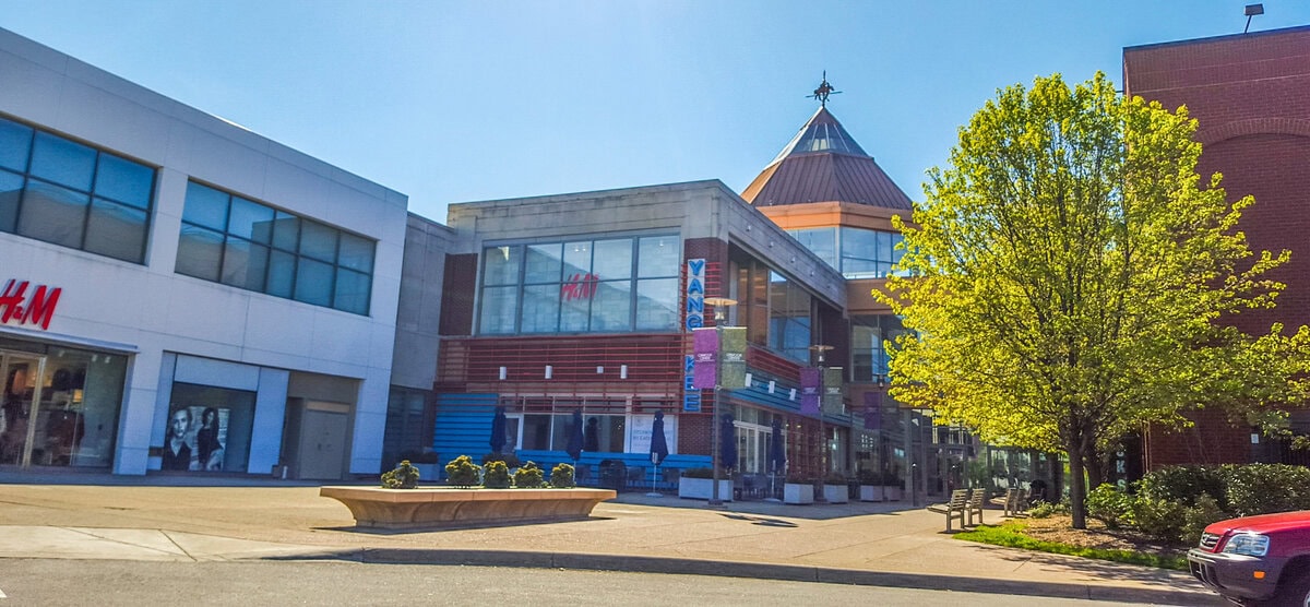 Oxmoor Center