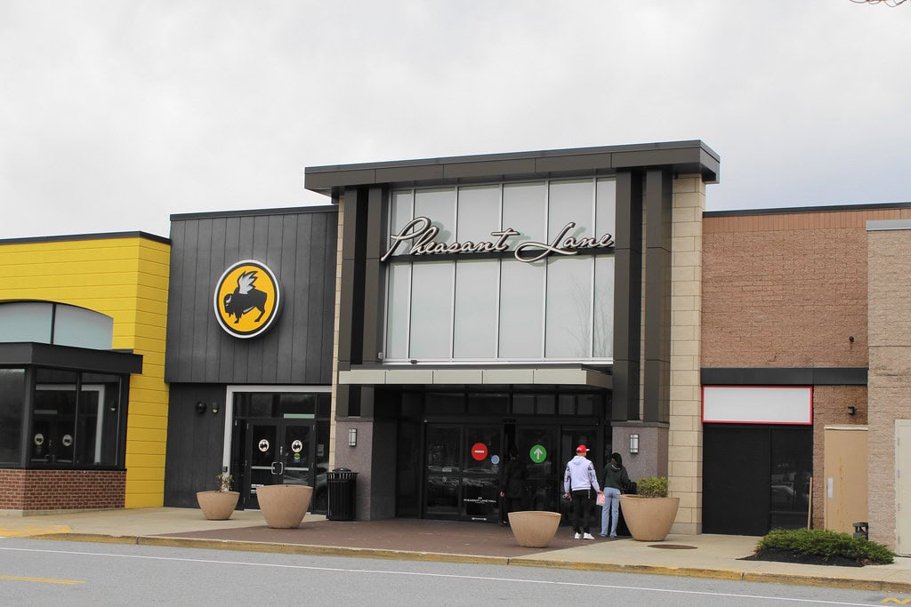 Pheasant Lane Mall