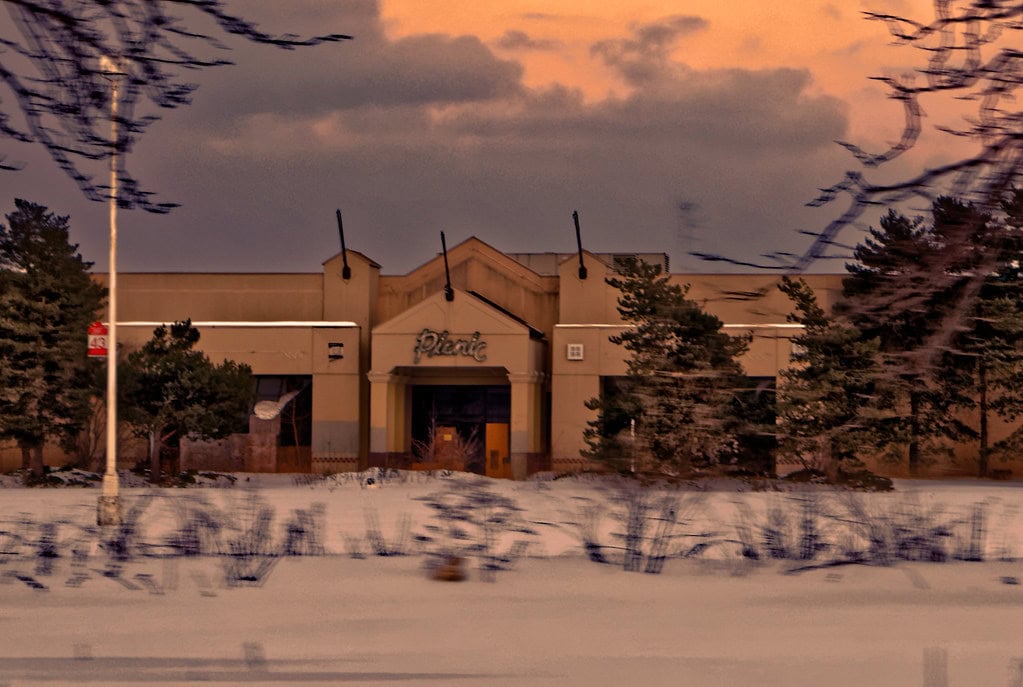 Summit Place Mall