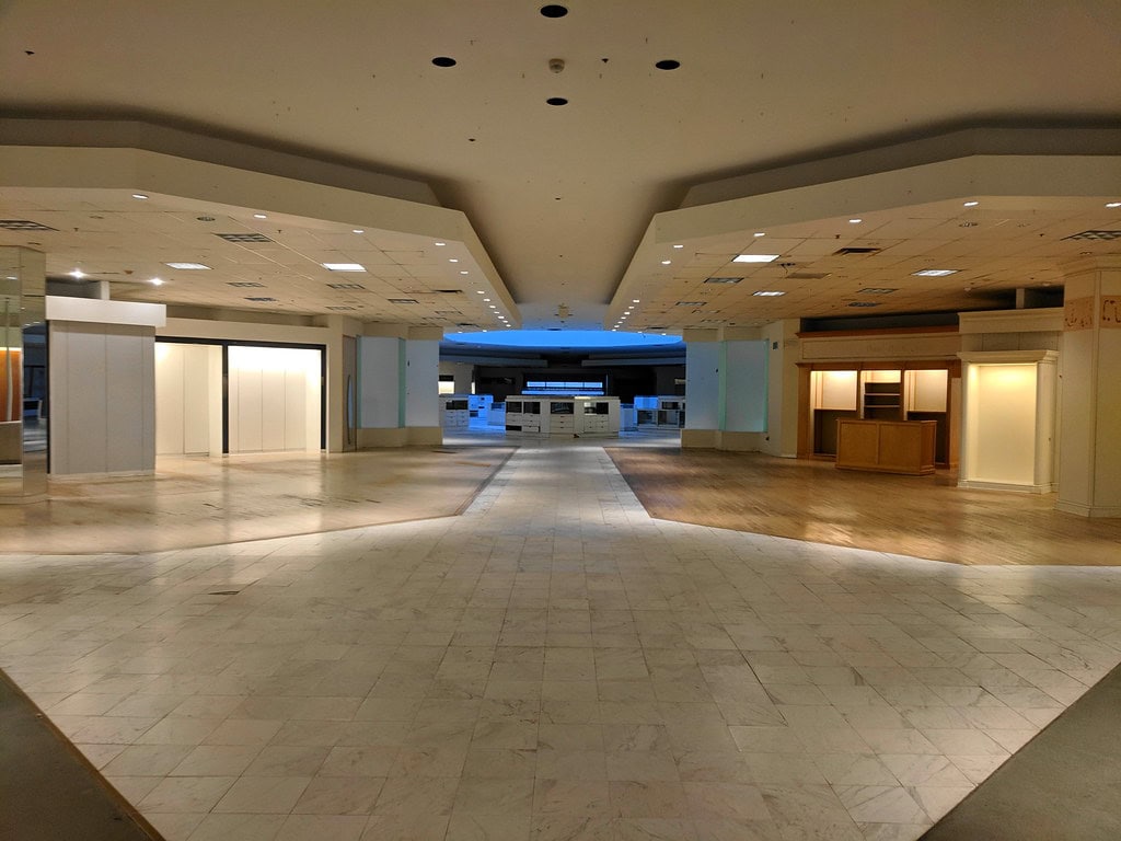 swansea mall 7