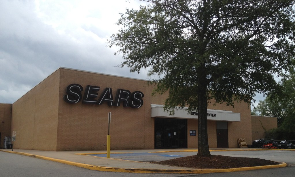 Georgia Square Mall
