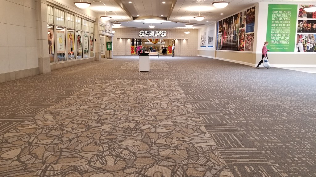 Hudson Valley Mall