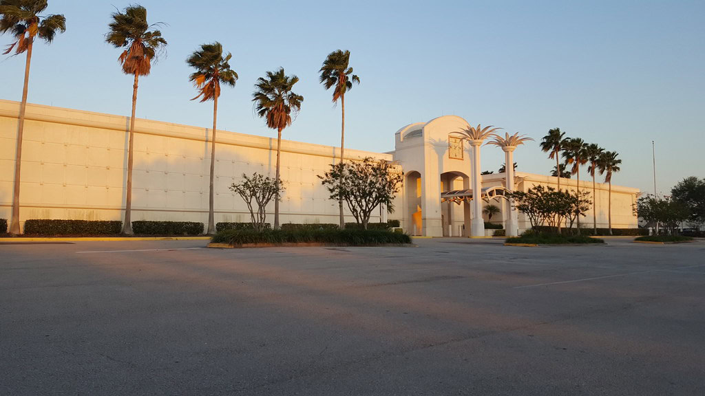 Lakeland Square Mall