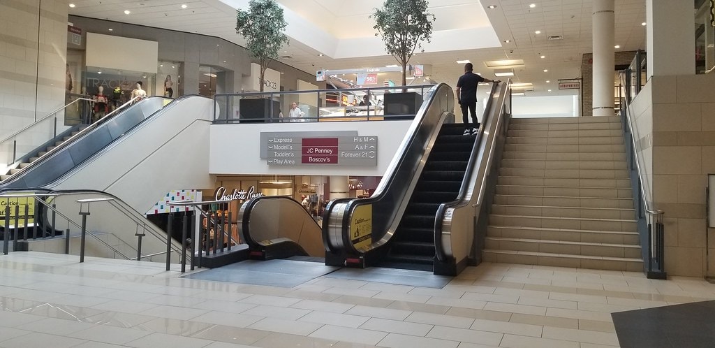 Monmouth Mall
