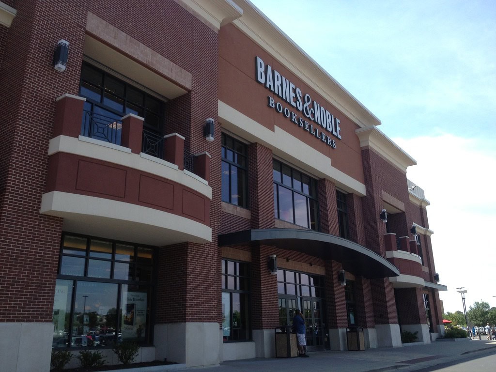 Oak Park Mall