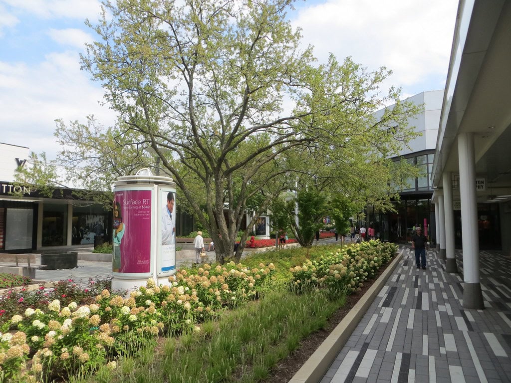 Oakbrook Center