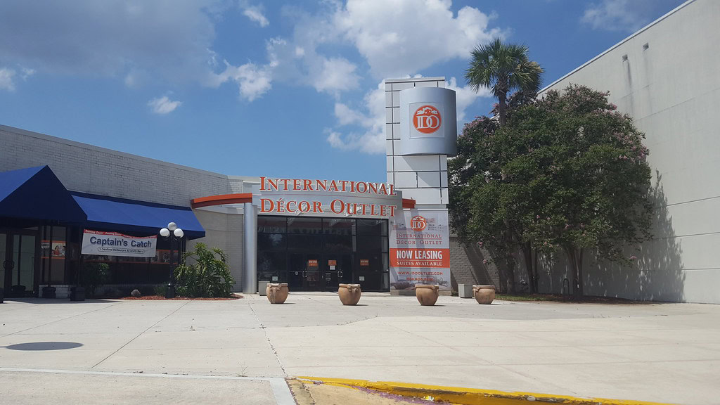 Regency Square Mall