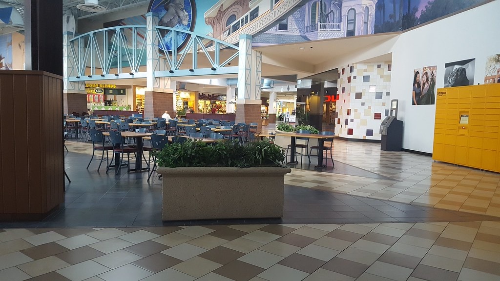 Regency Square Mall