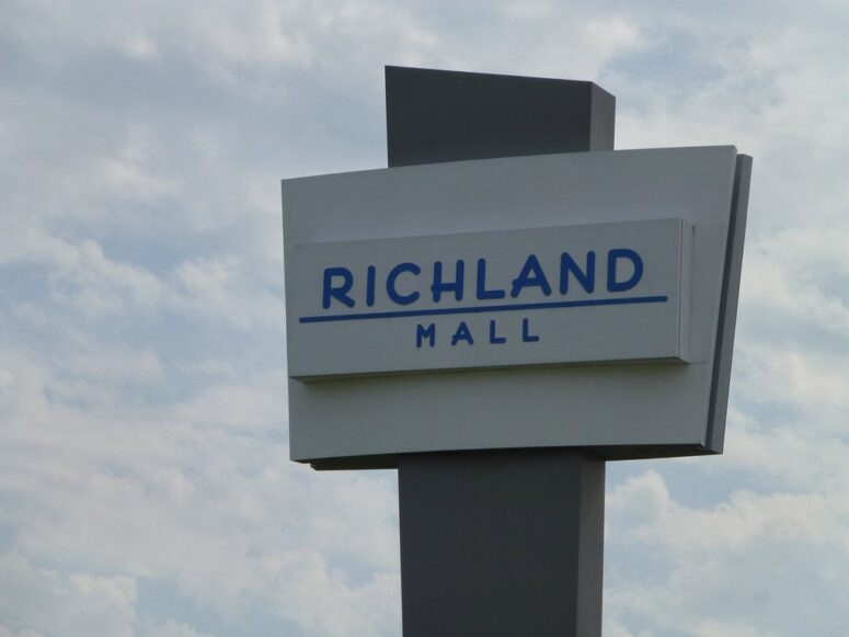 Richland Mall, Mansfield, OH: Five Decades of Change and What's Next?