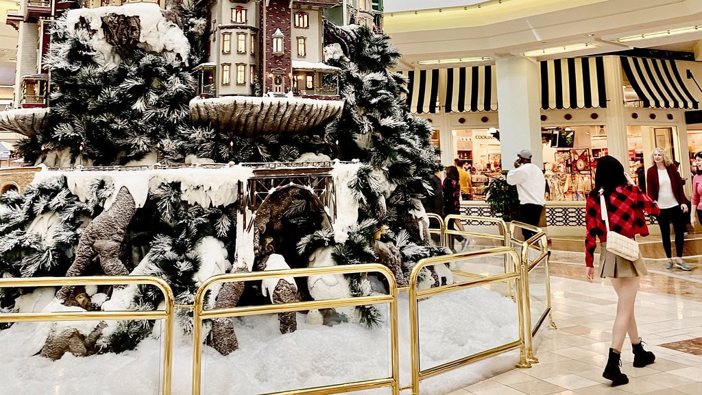 South Coast Plaza