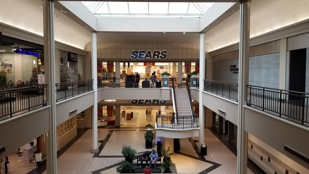 Carolina Place Mall