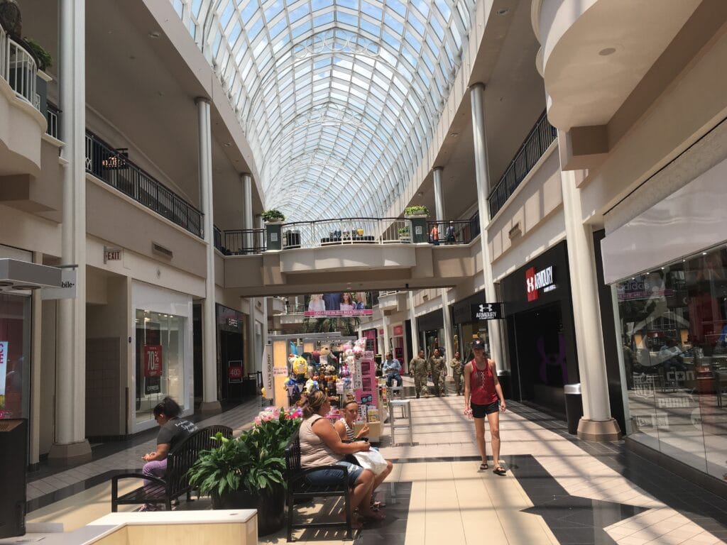 Carolina Place Mall