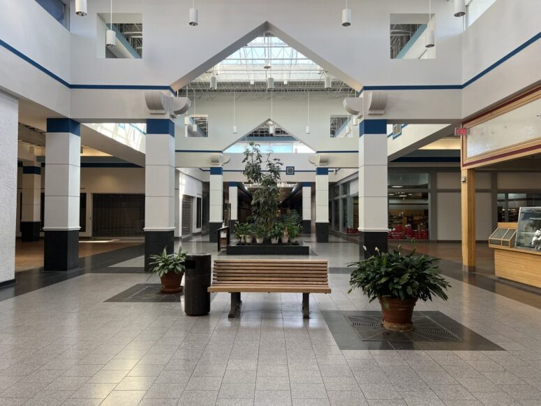 Muscatine Mall in Muscatine, IA Tells a Retail Story of Change and Loss