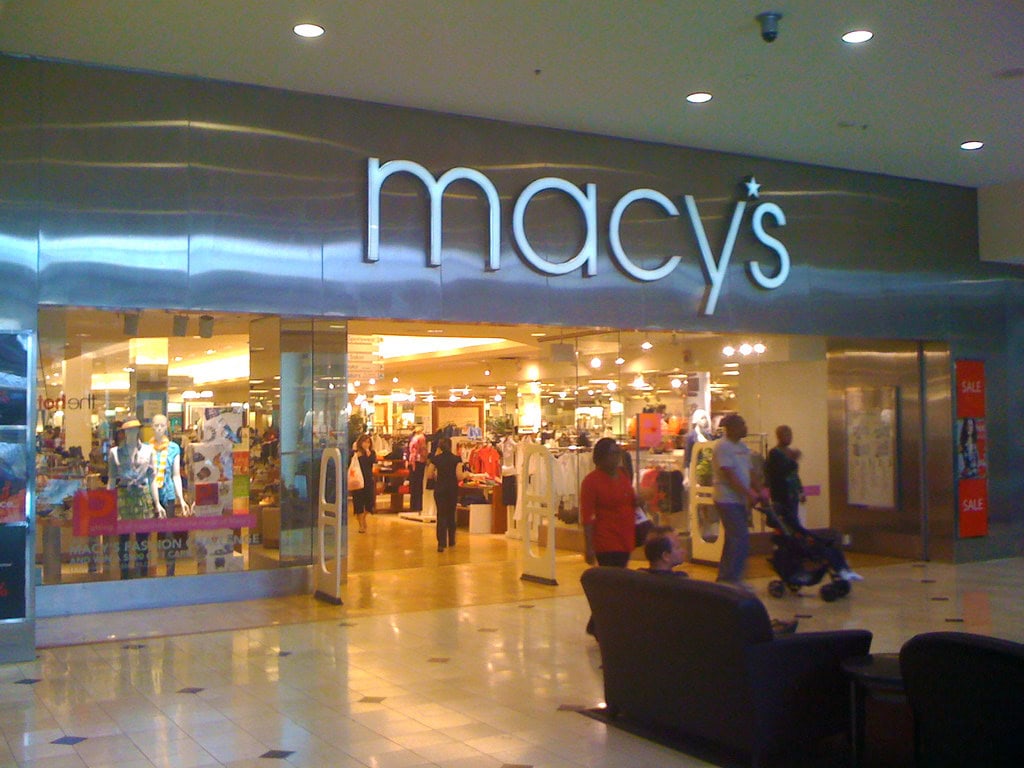 Roosevelt Field Mall