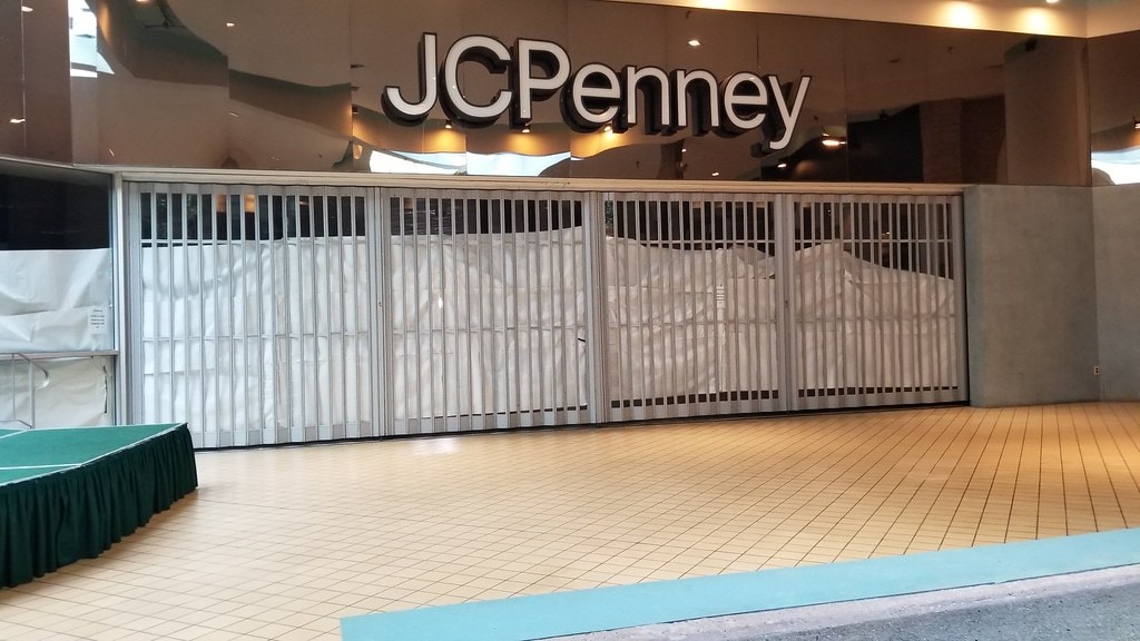 Signal Hill Mall