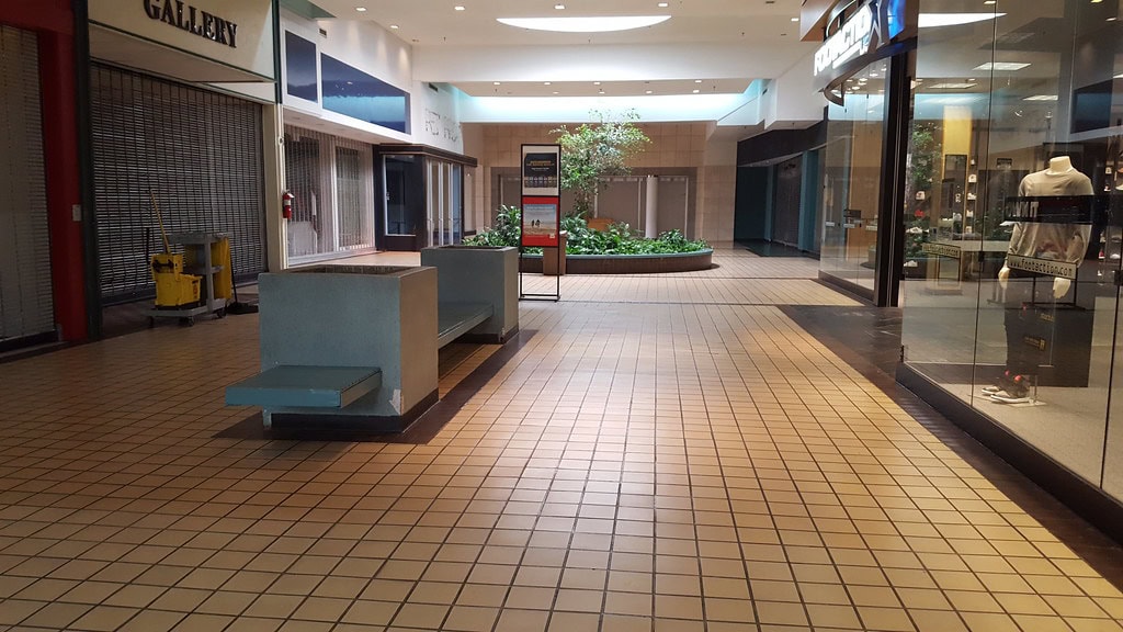 Signal Hill Mall