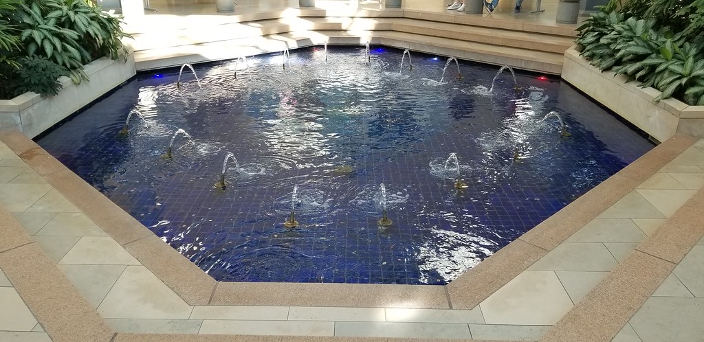 White Marsh Mall