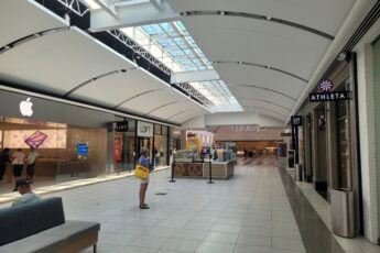 Willowbrook Mall