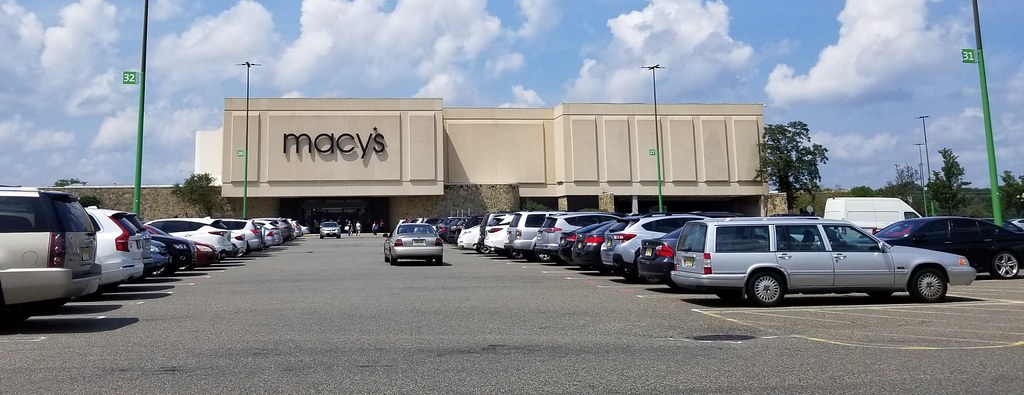 Willowbrook Mall Wayne