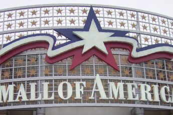 How Mall of America was Born: From Planning to Grand Opening in Bloomington, Minnesota 5 Mall of America in Bloomington, Minnesota