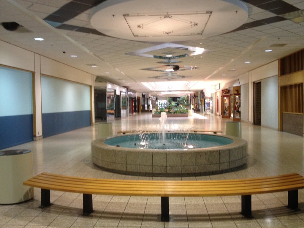 Inside Metro North Mall in Kansas City, MO: From Hot-Air Balloons to Rebuild 10 Metro North Mall