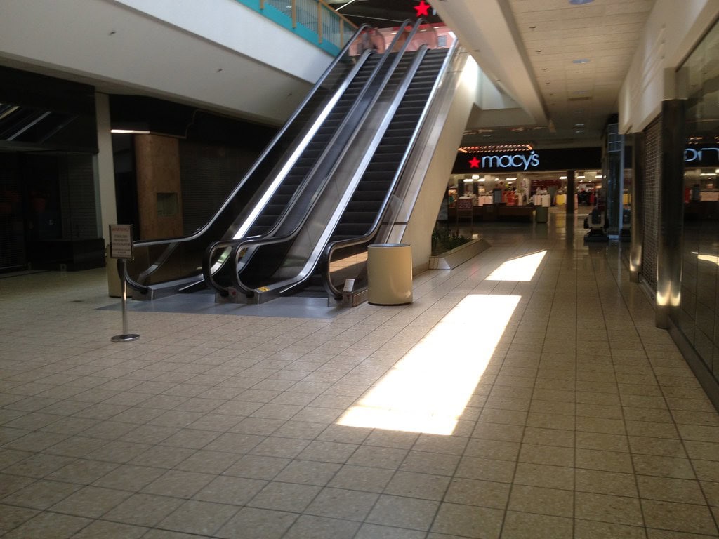 Inside Metro North Mall in Kansas City, MO: From Hot-Air Balloons to Rebuild 11 Metro North Mall