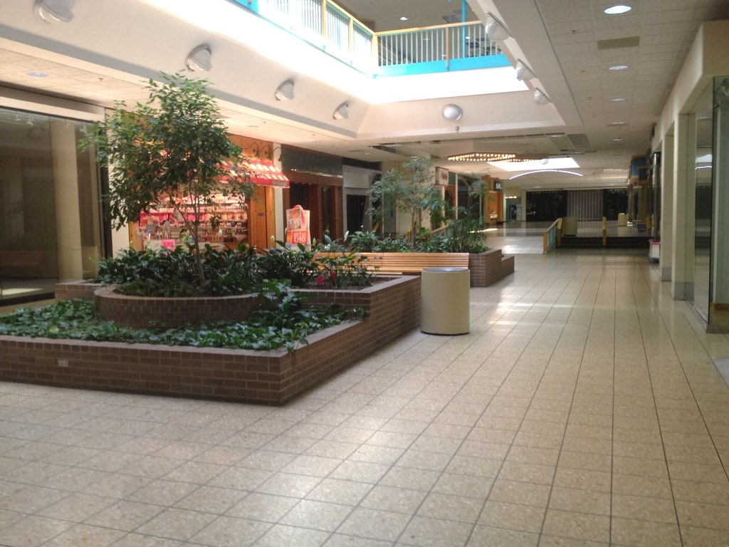 Inside Metro North Mall in Kansas City, MO: From Hot-Air Balloons to Rebuild 9 Metro North Mall