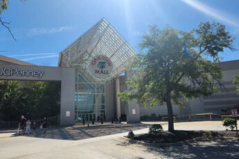 Oak View Mall