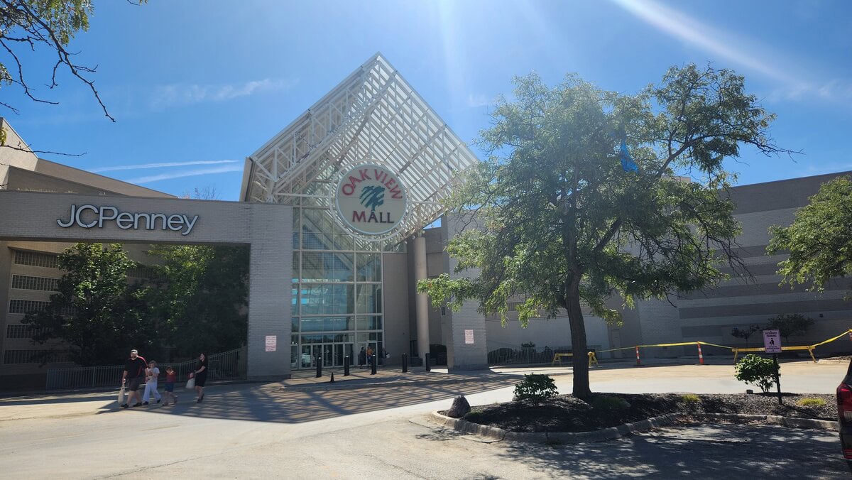Oak View Mall in Omaha, NE, Faced Closures, Sales, and a Search for Renewal