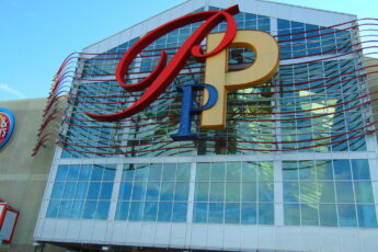 Palisades Center