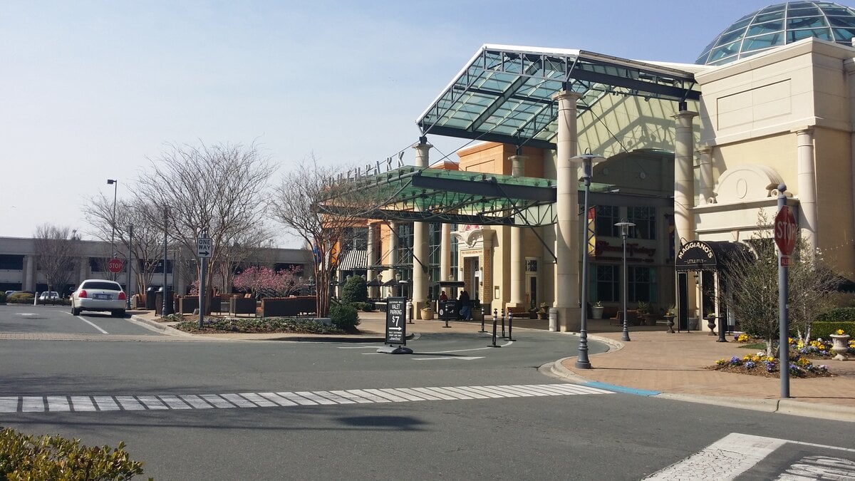 Inside SouthPark Mall in Charlotte, NC – What's Changed and What Hasn't