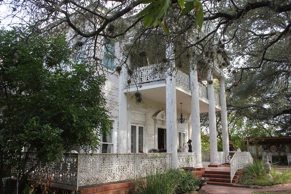 Inside the Long History of Victoria's Black Swan Inn Mansion in San Antonio, TX 12 Victoria's Black Swan Inn