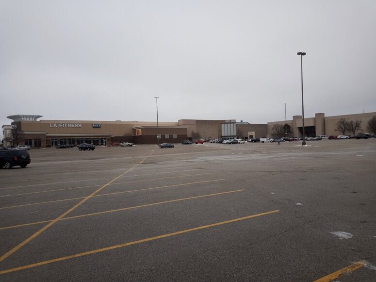 White Oaks Mall in Springfield, IL: Past Anchors, New Roles, and Future Challenges