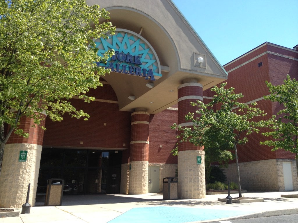 From Department Stores to Diversified: York Galleria Mall in Pennsylvania Today