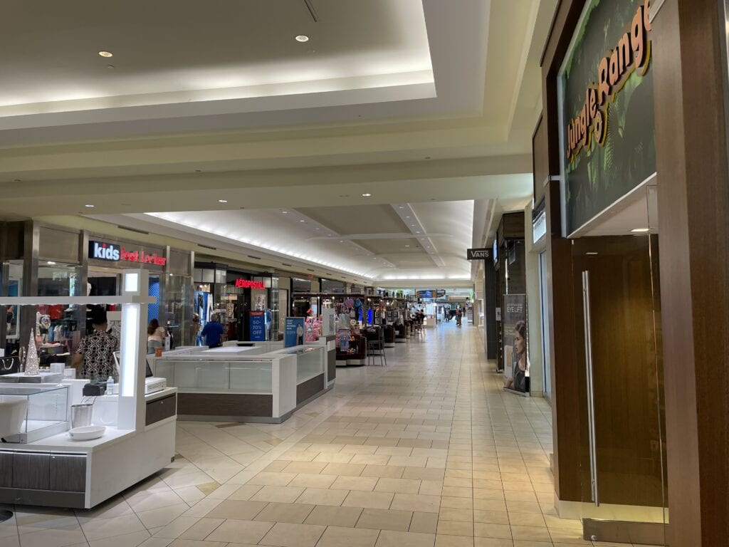 Edison Mall concourse