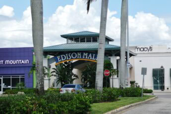 Edison Mall in Fort Myers, FL, Was a 1960s Leap into Suburbia - See What Decades of Change Did 18 Edison Mall in Fort Myers