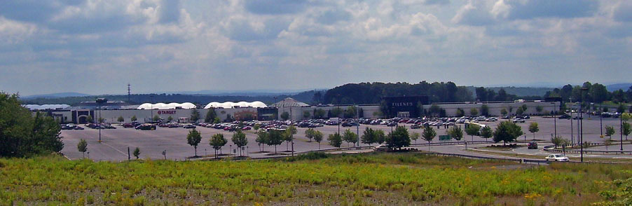 Galleria at Crystal Run in Middletown, NY, Was Built to Win the 1990s - What Is It Now? 17 Galleria at Crystal Run