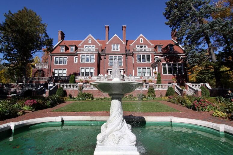 Glensheen: How a Gilded Mansion Became Minnesota's Darkest Landmark