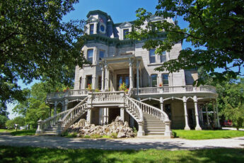Step Inside Hegeler Carus Mansion in LaSalle, IL, and Discover its Astonishing Secrets 19 Hegeler Carus Mansion