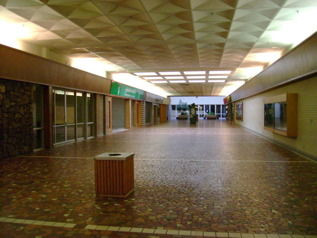 How Indian Mall in Jonesboro, AR, Went From Shopping Landmark to Redeveloped Site 10 Indian Mall East Wing