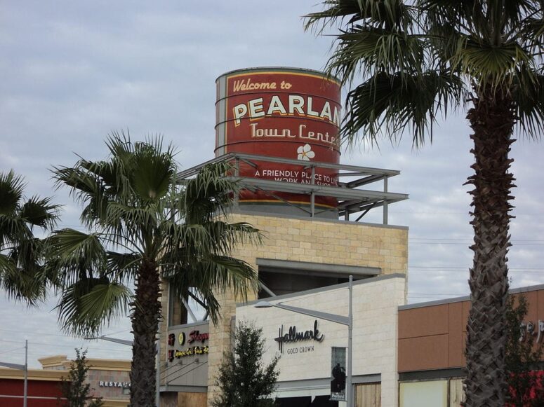 14 Unbelievable Local Facts about Pearland, TX That Prove This Quiet City is Anything but Ordinary