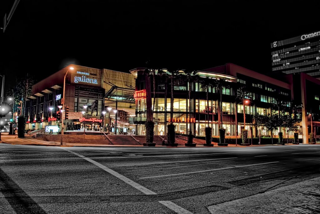 Sherman Oaks Galleria, Los Angeles, CA: What Really Happened Behind Its Walls 13 Sherman Oaks Galleria