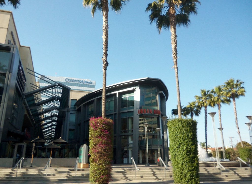 Sherman Oaks Galleria, Los Angeles, CA: What Really Happened Behind Its Walls