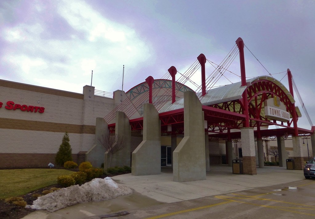 Can this mall be rebooted? Ashtabula Towne Square in Ashtabula, OH, tries one more time 2 Can this mall be rebooted? Ashtabula Towne Square in Ashtabula, OH, tries one more time