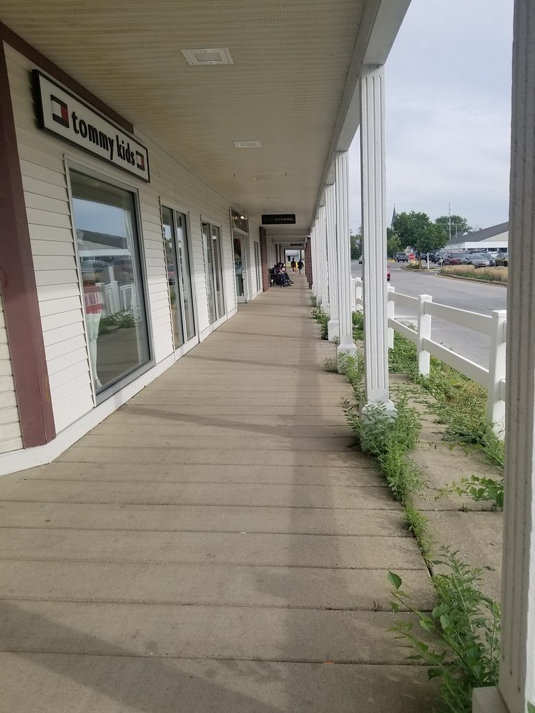 Lighthouse Place Premium Outlets