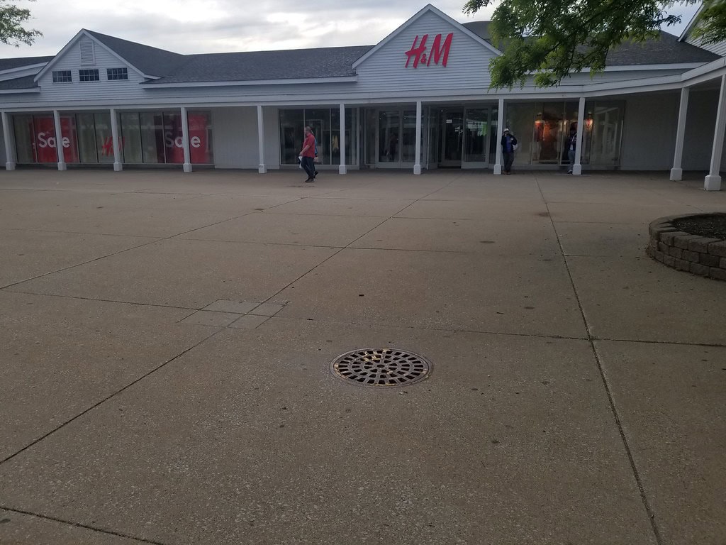 Lighthouse Place Premium Outlets